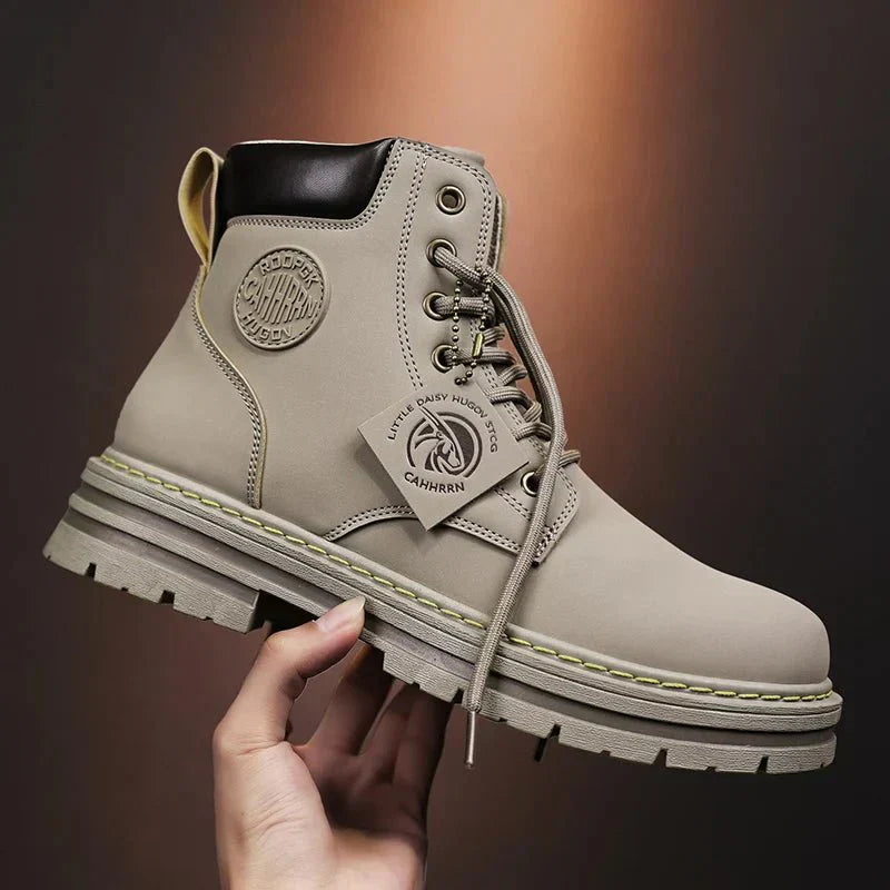 Bota Coturno Masculina - Durabilidade e Estilo